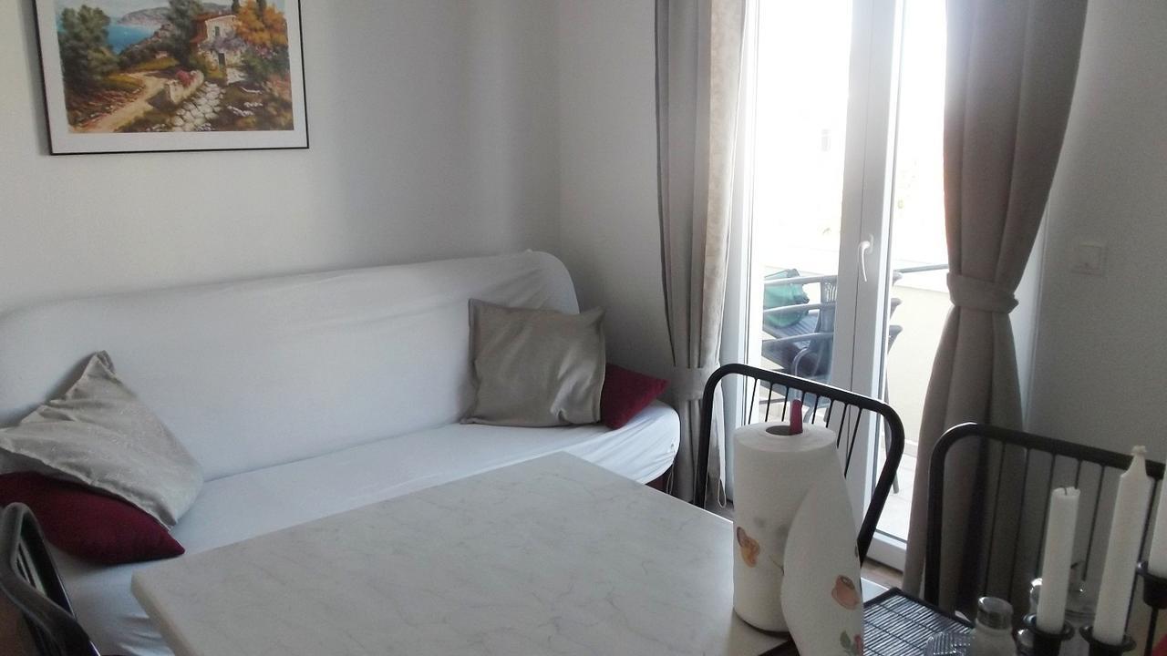 Apartments Marija Near Center Vodice Zimmer foto